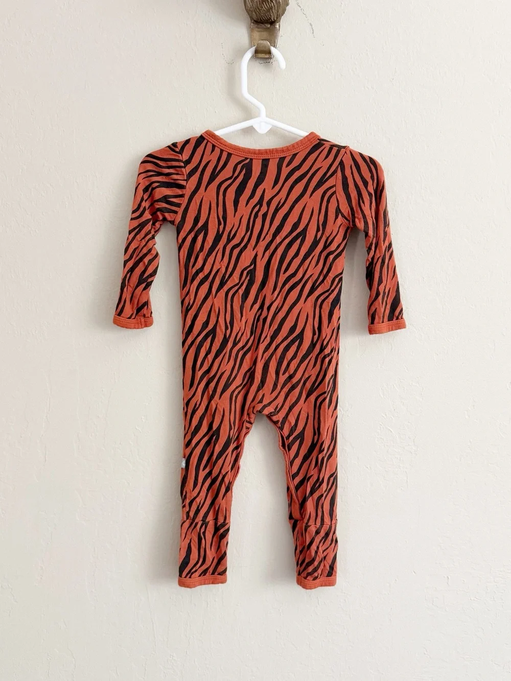 Kyte Baby Tiger Print Jumpsuit • 6-12 Months